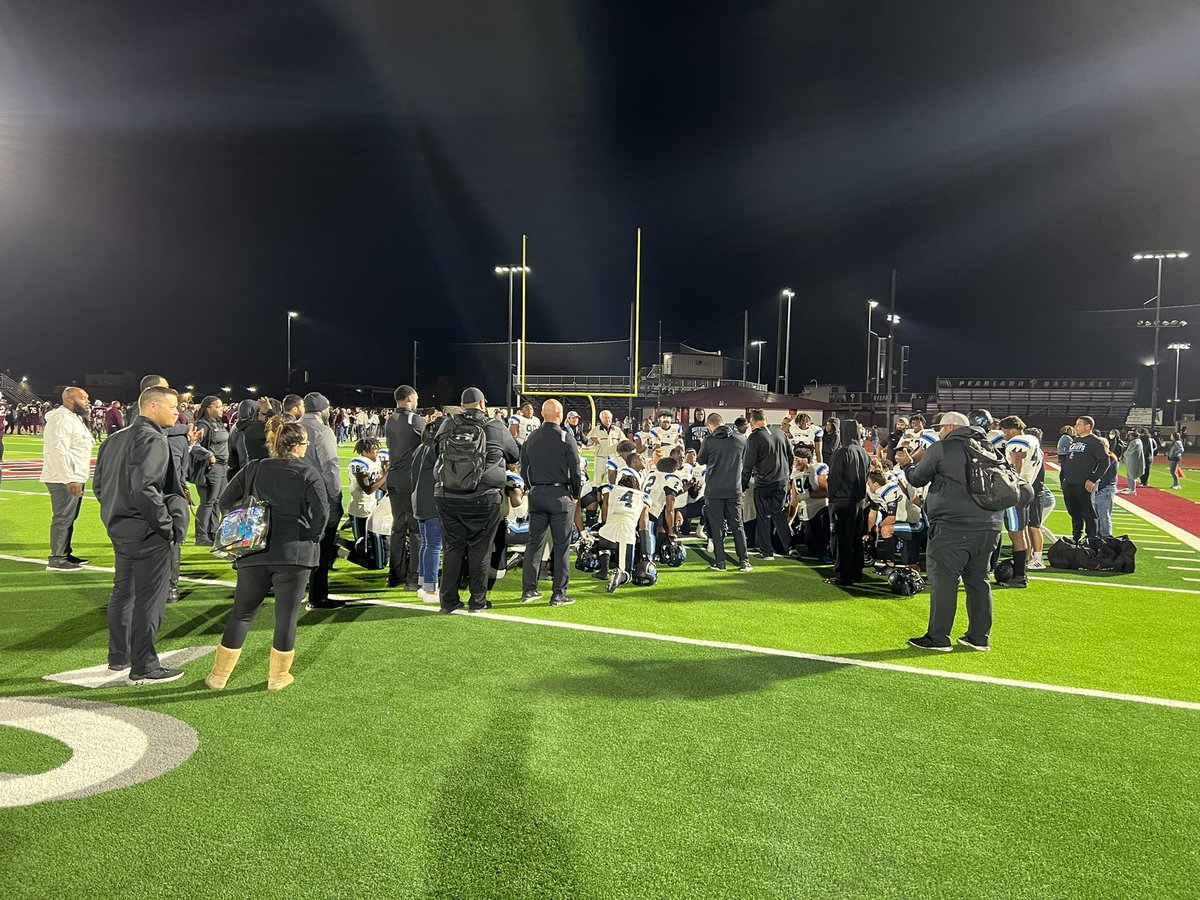 I couldn’t be more proud of these guys! Tonight <a href="/SCSharkFootball/">ShadowCreekFootball</a>  beat Pearland, 34-27. They fought hard all season and are District Champs! Fins Up Creek!