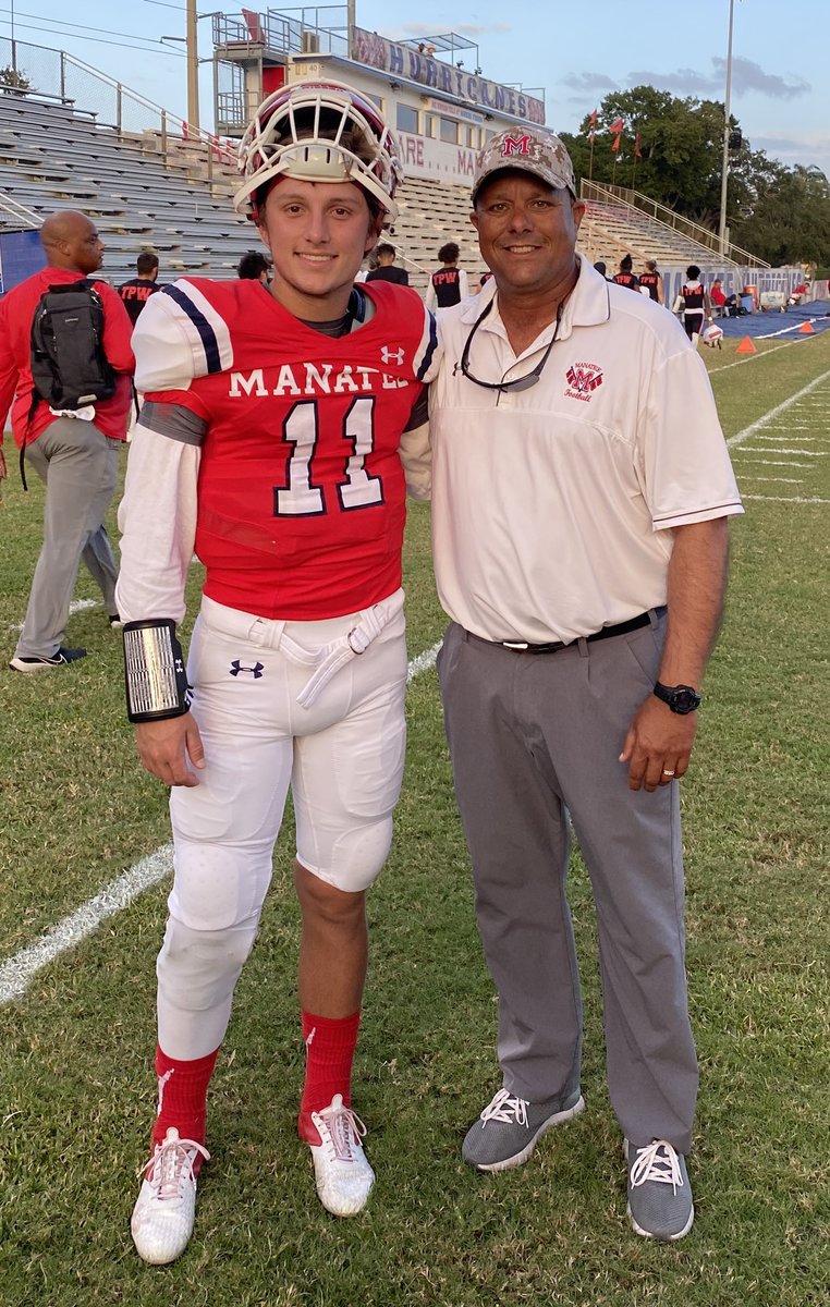 CoachJonesJr's tweet photo. Getting the opportunity to work with young men like ⁦@Jayse_B11⁩ is what makes this profession so enjoyable. Big things coming for him….. https://t.co/b3fim7NVcI