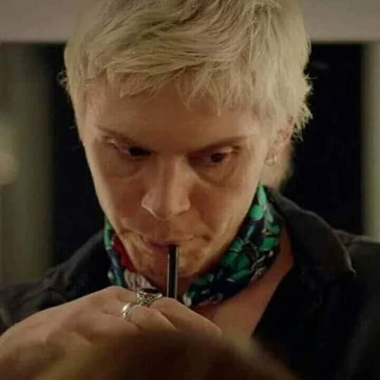 shergoretzxx's tweet photo. No sé cómo aguantan a Matilde, siempre está con cara de culo y se siente su mala vibra fuera de la pantalla ajajajaajaj
#TradicionesMasterChef #MasterChefCelebrity https://t.co/ItNO97gMFG