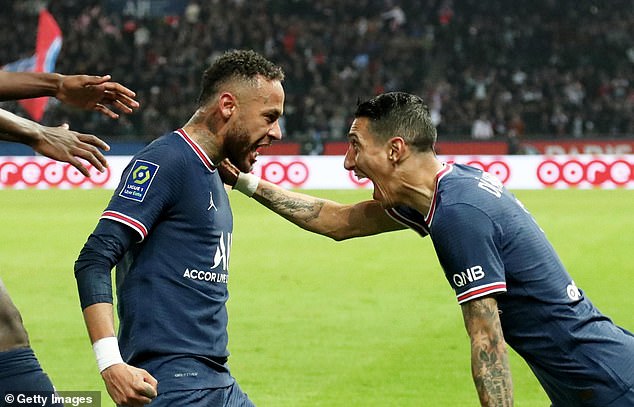 PSG_Nepal's tweet photo. Great Comeback By Parisians
PSG-2 1-Lille 
10 Out Of 12 Wins❤💪
VAMOS PSG💪

#WeAreParis https://t.co/lE8aV9Icx8