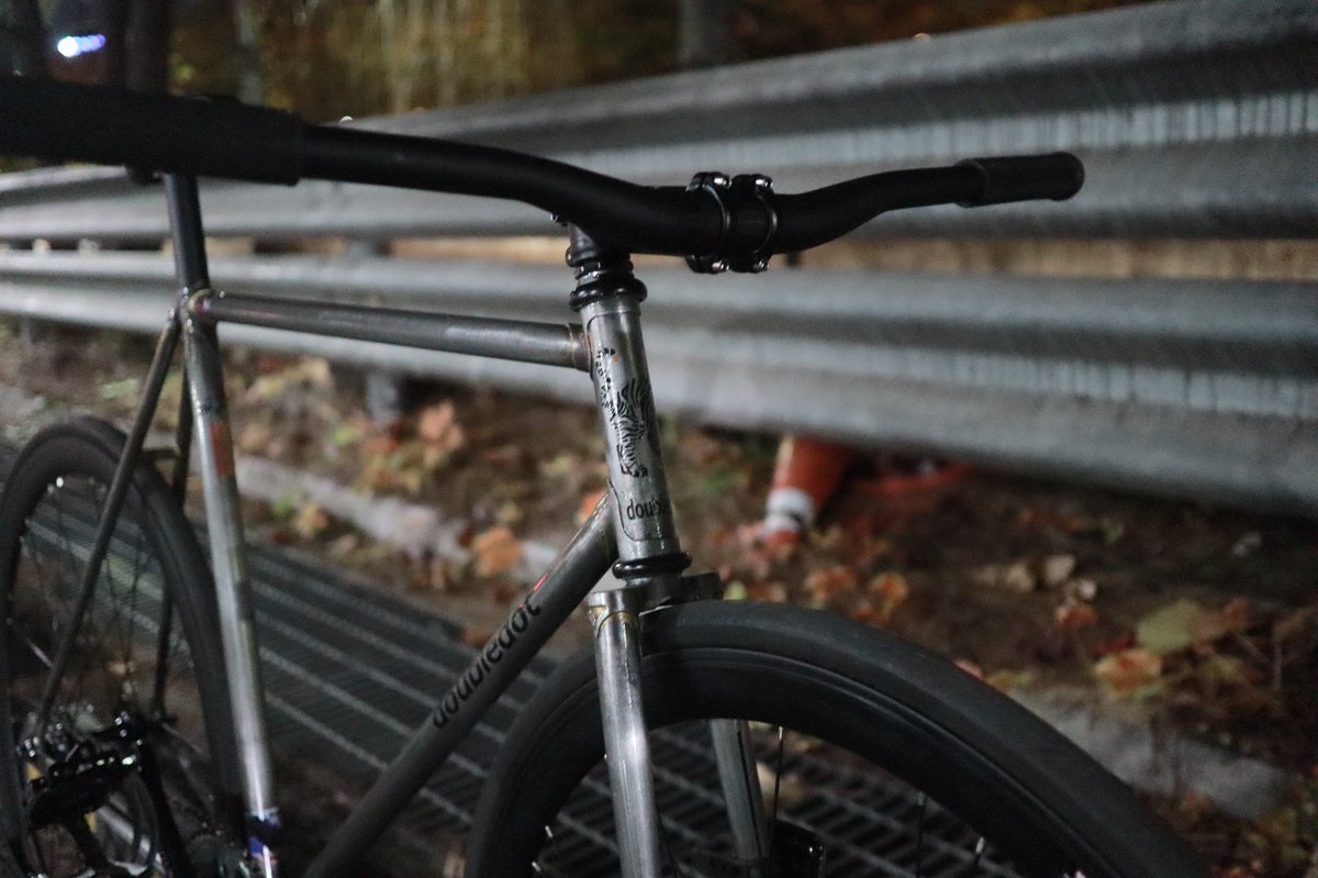 03_gero's tweet photo. Street
#fixedgear
#fixie
#cycling
#ピスト https://t.co/ZdaGvOG3Od
