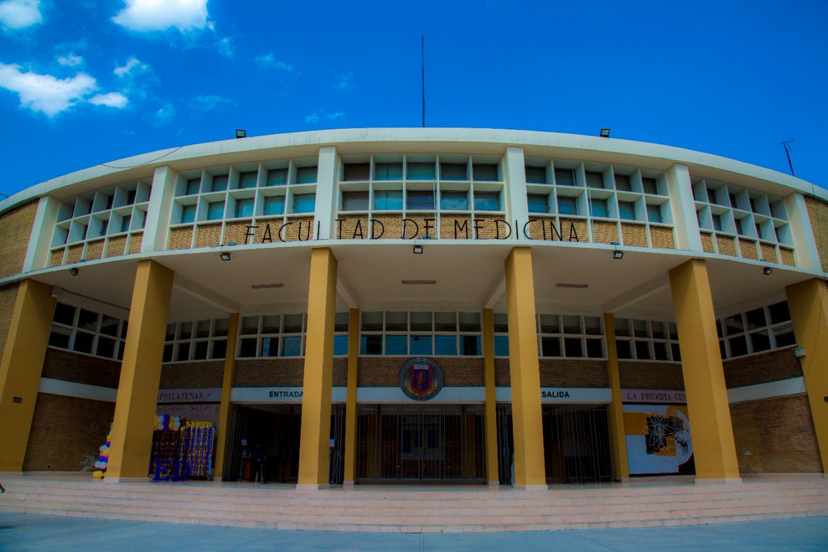 uanl's tweet photo. Hace 162 años nació en Monterrey la Escuela de Medicina, la cual formaba parte del Colegio Civil y después de convirtió en la @fmuanl. ¡Felicidades a todos los alumnos y egresados de este emblemático plantel de Nuevo León! https://t.co/8HVX3DXU2O