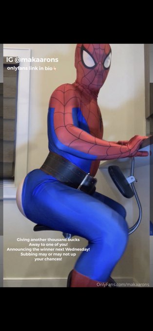 Oooops! Spidey ripped his suit😏 Retweet if you would rip spideys suit..  Giving some more cash away.