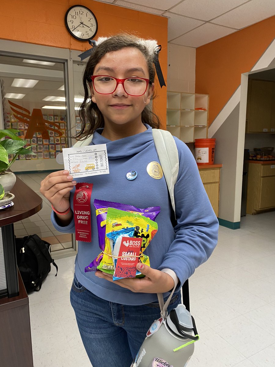 Alderete_Eagles's tweet photo. Congratulations to our “Level Up! Students of the Week”. These students are exceptional examples of what it means to be an AMS Eagle! 🏆🧡🦅 @PedroGalaviz9 @dykerney https://t.co/1mlSXu1YgQ