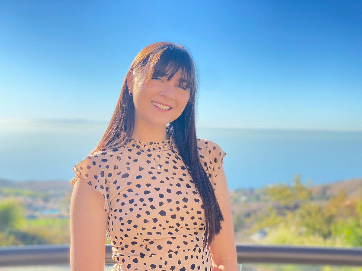 PepperdineSPP's tweet photo. Meet #futurewavemaker Simone Nicoleson! An international student from Australia, Simone is a member of the Conservatives of Public Policy Club, and double specializing in Dispute Resolution and International Relations/National Security! #policybeginswithpeople https://t.co/Vc6ouGT8Me