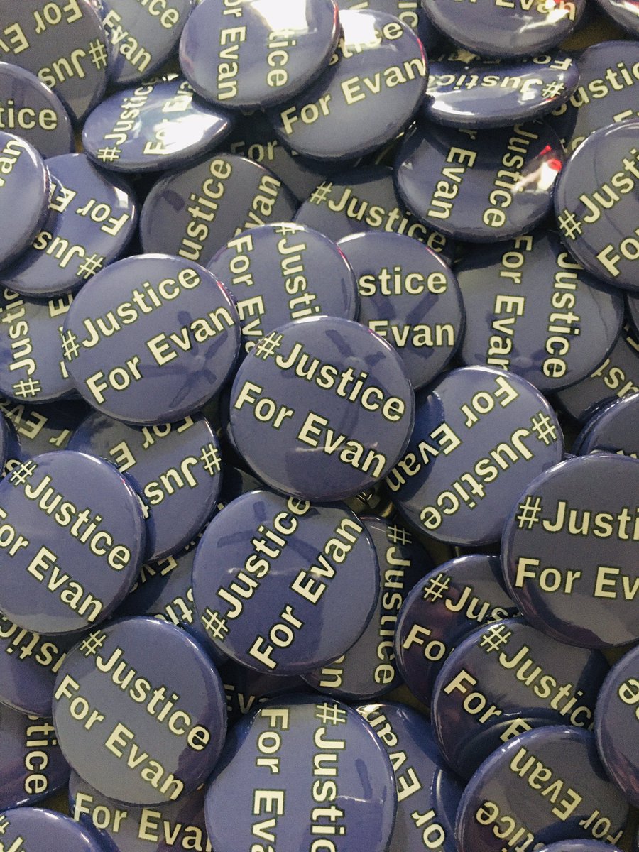 justiceforevan's tweet photo. Kroger manager mentioned in Seyfried case against Kroger for bullying dairy manager, Evan Seyfried, to his suicide attempted to throw Justice For Evan organizer out of Milford Ohio Kroger for kindly offering buttons to grieving employees. 

#standupunion 
#krogerhiresbullies https://t.co/UdIiKDSR8c