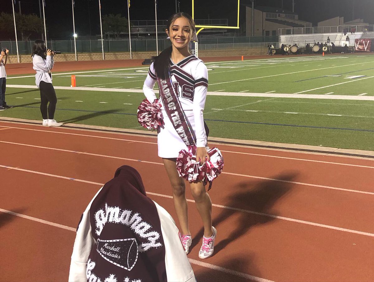 MarshallHSCheer's tweet photo. Our Captain, Kaela is our Cheerleader of the Week. Great evening to spend with the team and cheer on the Rams. https://t.co/bwpvjeKjwm