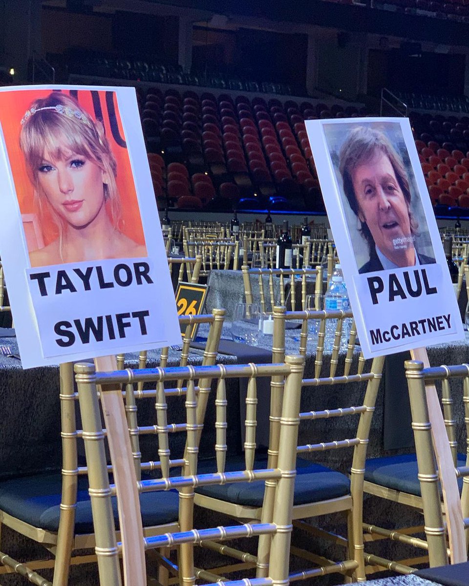 Paul McCartney e Taylor Swift sentarão perto um do outro no Rock & Roll Hall Of Fame 📸: brucehillsjfl