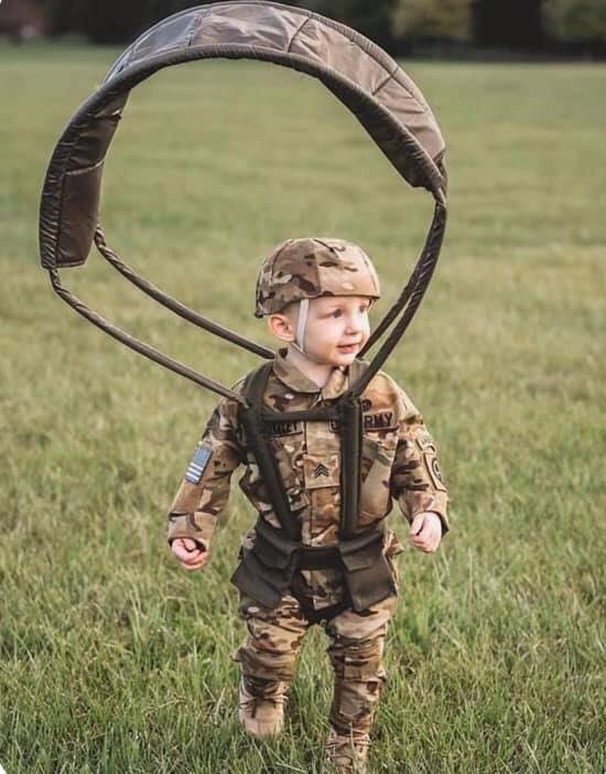 18airbornecorps's tweet photo. This is the best costume you'll see this weekend. Prove Me Wrong.

#halloween2021 https://t.co/cZ2Iw3r86x