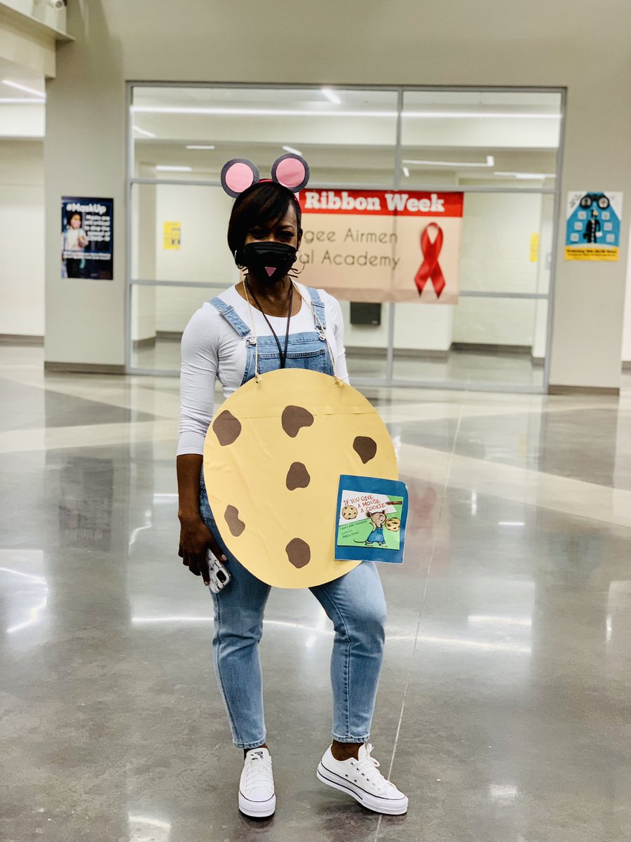 AcademyTag's tweet photo. Story Book Character Day was amazing! #gettingLITerate #findingjoyinreading https://t.co/1z6XlArlcs