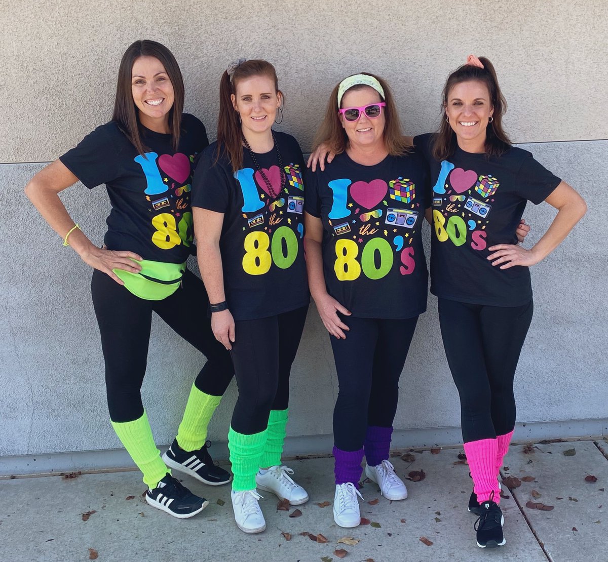 teachercutter's tweet photo. 80’s Day at the Farm! Love my team! @rcsdfiddyment #2ndgrade https://t.co/sEHACC9CSv