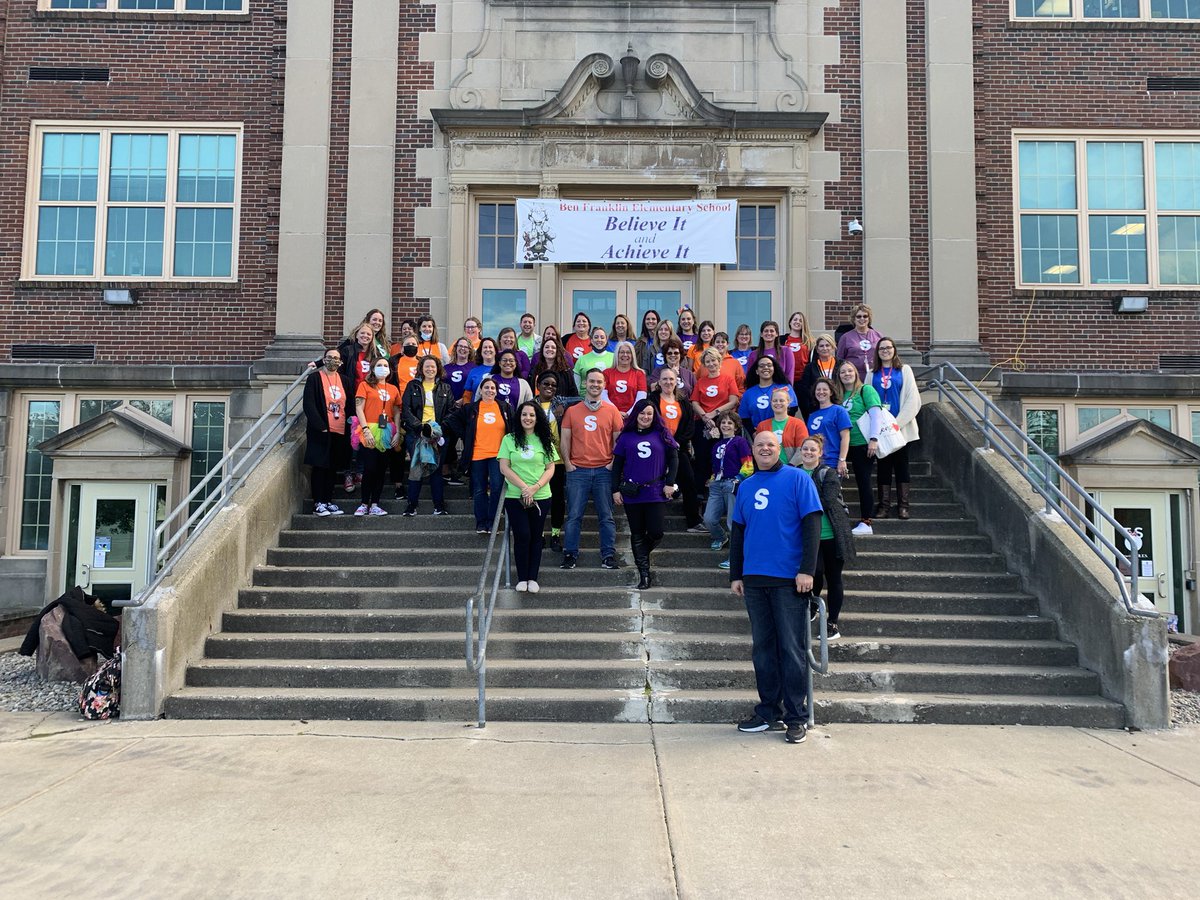 KyleSkinnerBing's tweet photo. Taste the rainbow! #WeAreBenFranklin #BPatriotProud https://t.co/wZeG10dMaR