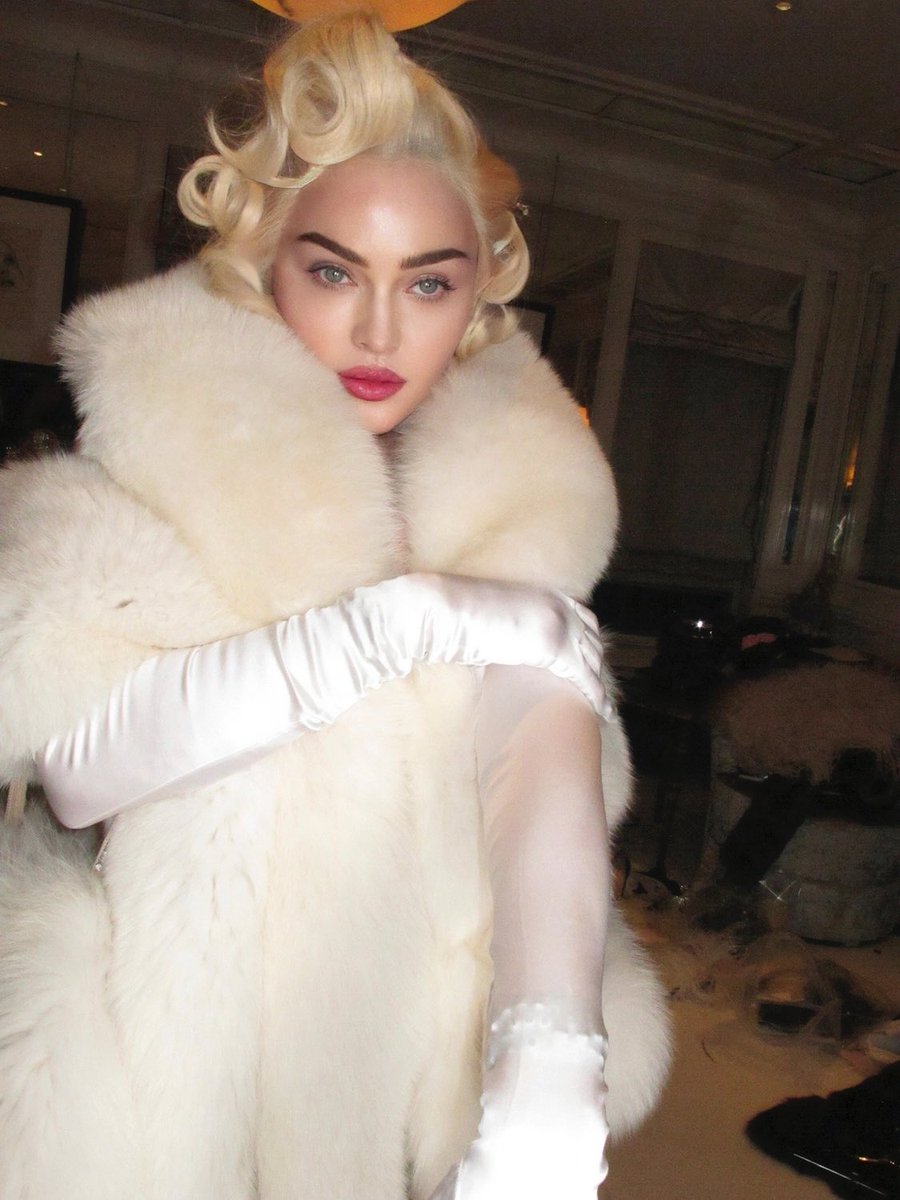 art8amby's tweet photo. #editorial with #Madonna by #StevenKlein in #VMagazine #Winter2021, styling by #BAkerlund. Hair and makeup by #AndyLeCompte and #KaliKennedy, manicurist #NaomiYasuda #art8amby #art8ambygram #art8ambyeditorial https://t.co/VJkE6vm69q