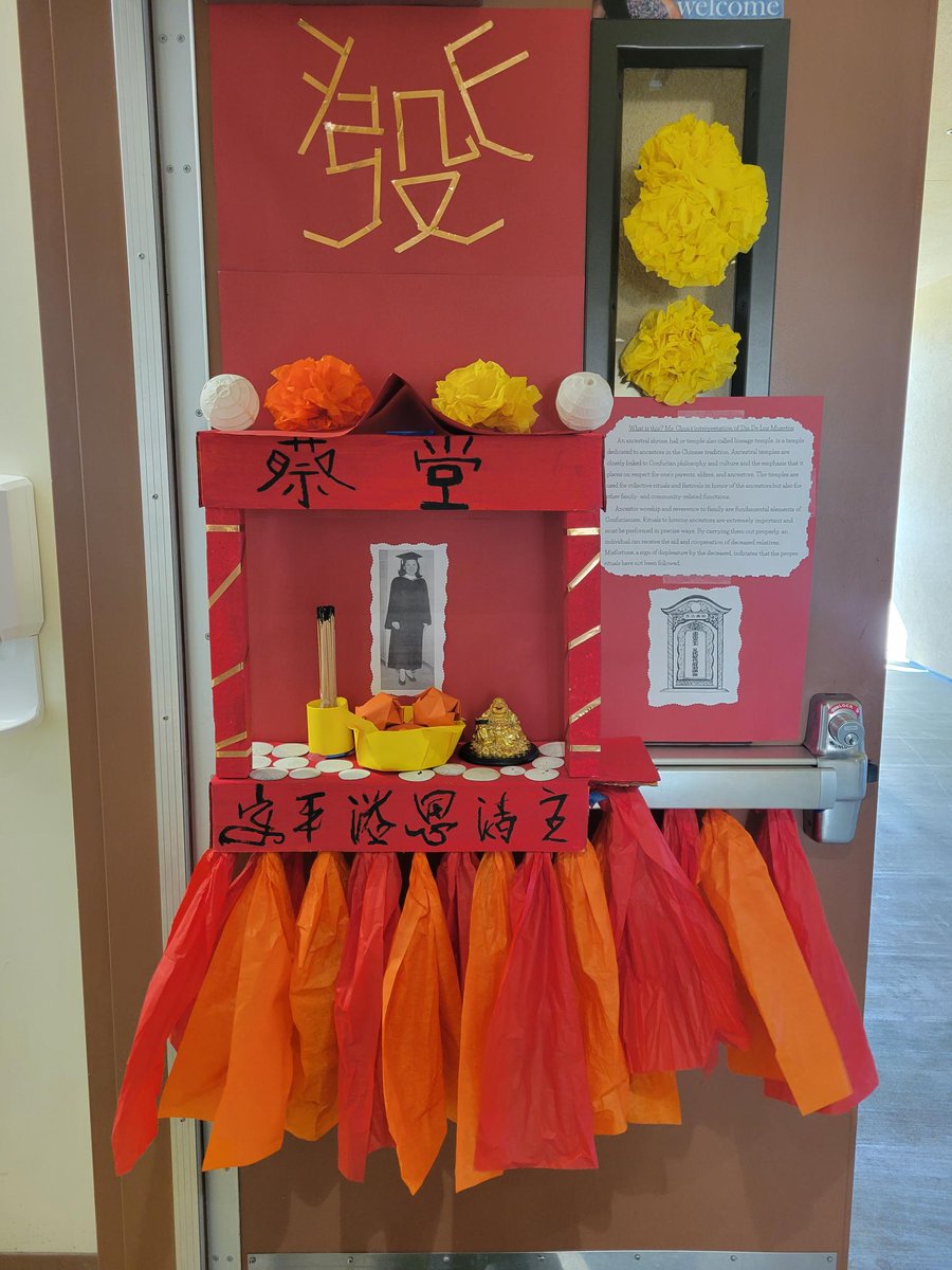 LemonwoodLions's tweet photo. Our Middle School Advisory Day of the Dead door decorating winners! @chewiescience and Mrs. Austin-Scott's class! More images to come! https://t.co/75c0fr32jA