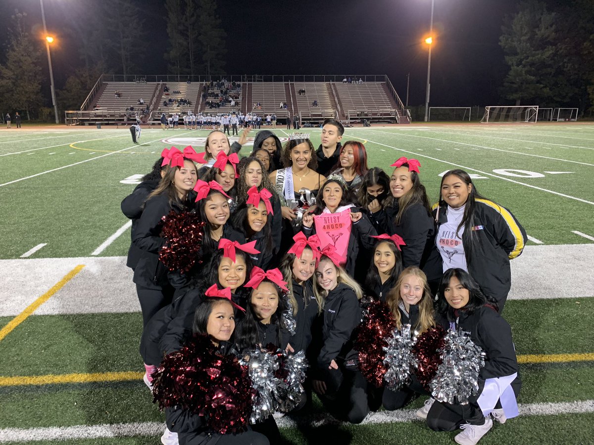 LhsActivities31's tweet photo. Homecoming 2021 …. Great LHS Night https://t.co/wx3XCAdQ0x