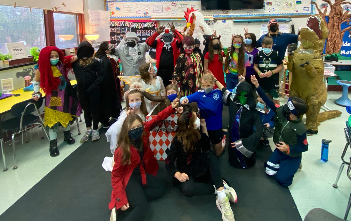 MsJarrick's tweet photo. Happy Halloween from 4J! 👻🎃
A little rain couldn’t stop us from celebrating our first class party of the year! (And since 2019 🤯) https://t.co/feSqXLMOjx