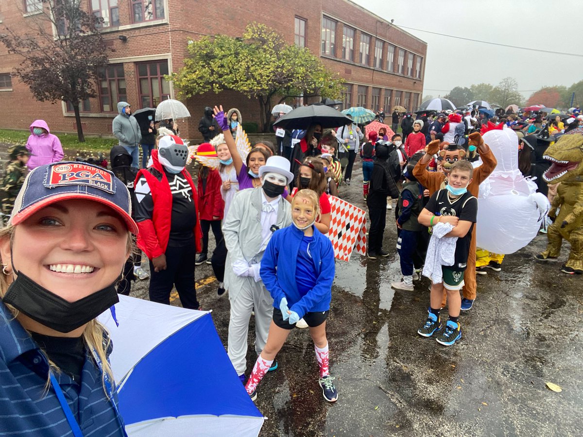 MsJarrick's tweet photo. Happy Halloween from 4J! 👻🎃
A little rain couldn’t stop us from celebrating our first class party of the year! (And since 2019 🤯) https://t.co/feSqXLMOjx