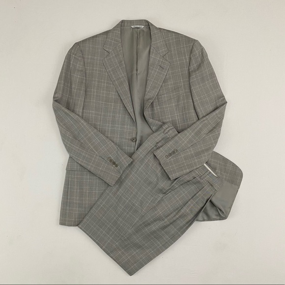 RiVerinmotion's tweet photo. So good I had to share! Check out all the items I'm loving on @Poshmarkapp from @mjtg08 #poshmark #fashion #style #shopmycloset #canali #victoriassecret: https://t.co/WdNqDt2bxT https://t.co/p7Yaq0sM1k