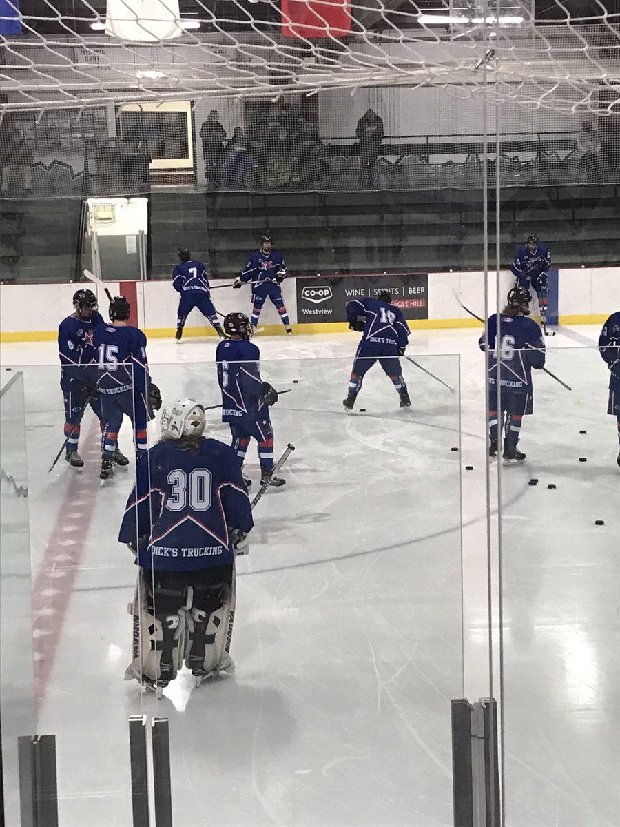 MennoKnight87's tweet photo. The @MV_Colts are back on @Rock104Olds tonight! I’ll have the call as the boys in blue face-off with the @Rocky_Rams. #HJHL #ThisIsColtCountry🐴 https://t.co/7tyGmdi1kE