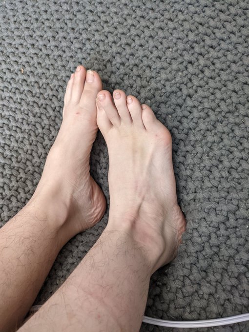 Kiss my feet and send $50.  Findom https://t.co/Rw9f2FEkv2<a href="/tag/piercings"class="tags"><span>#piercings</span></a><a href="/tag/trans"class="tags"><span>#trans</span></a><a href="/tag/nonbinary"class="tags"><span>#nonbinary</span></a>
