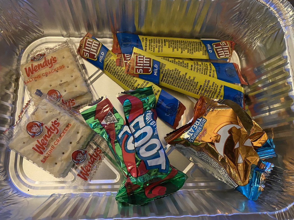 annetteB's tweet photo. My first Chardcootery board!#blessed #farmhouse #tin #diy #southernclass #familyfirst #toobadtheyainthere #Wendyscrackersfromthepacketdrawer  @Wendys Stolen kids treats by @SlimJim @FruitByTheFoot @ricekrispies https://t.co/mDpimWZTHE