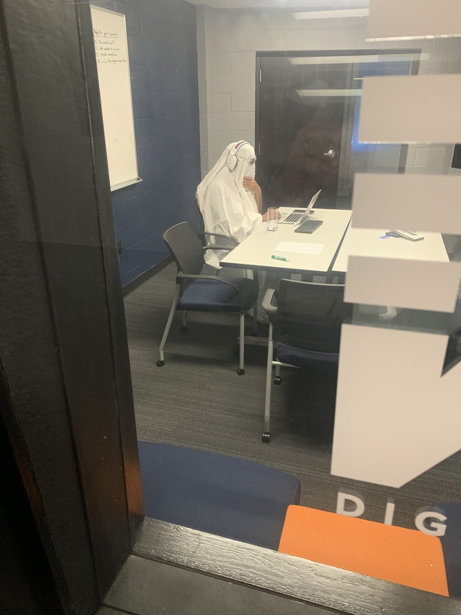 Sidekick_Ai_'s tweet photo. Some Halloween fun at the office today 👻 https://t.co/EHchyAxK6j