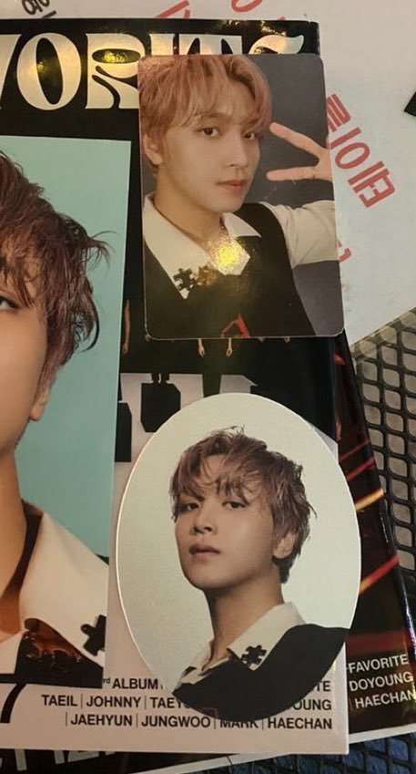 doujiremi's tweet photo. wtt lft ph only

have: yuta classic pc, mark circle card
want: haechan equivalents 

nfs muna! 

## nct 127 favorite trade photocard https://t.co/os410fXrbP