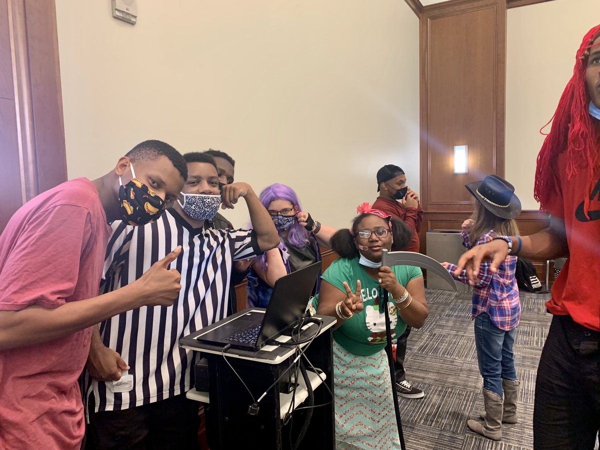 CCTP_UM's tweet photo. It’s Spooktacular Fun when the two programs join as ONE! #CCTP+TigerLIFE #UofM #SCS #CampusLIFE @SCSK12Unified https://t.co/X8AQ4oZduo