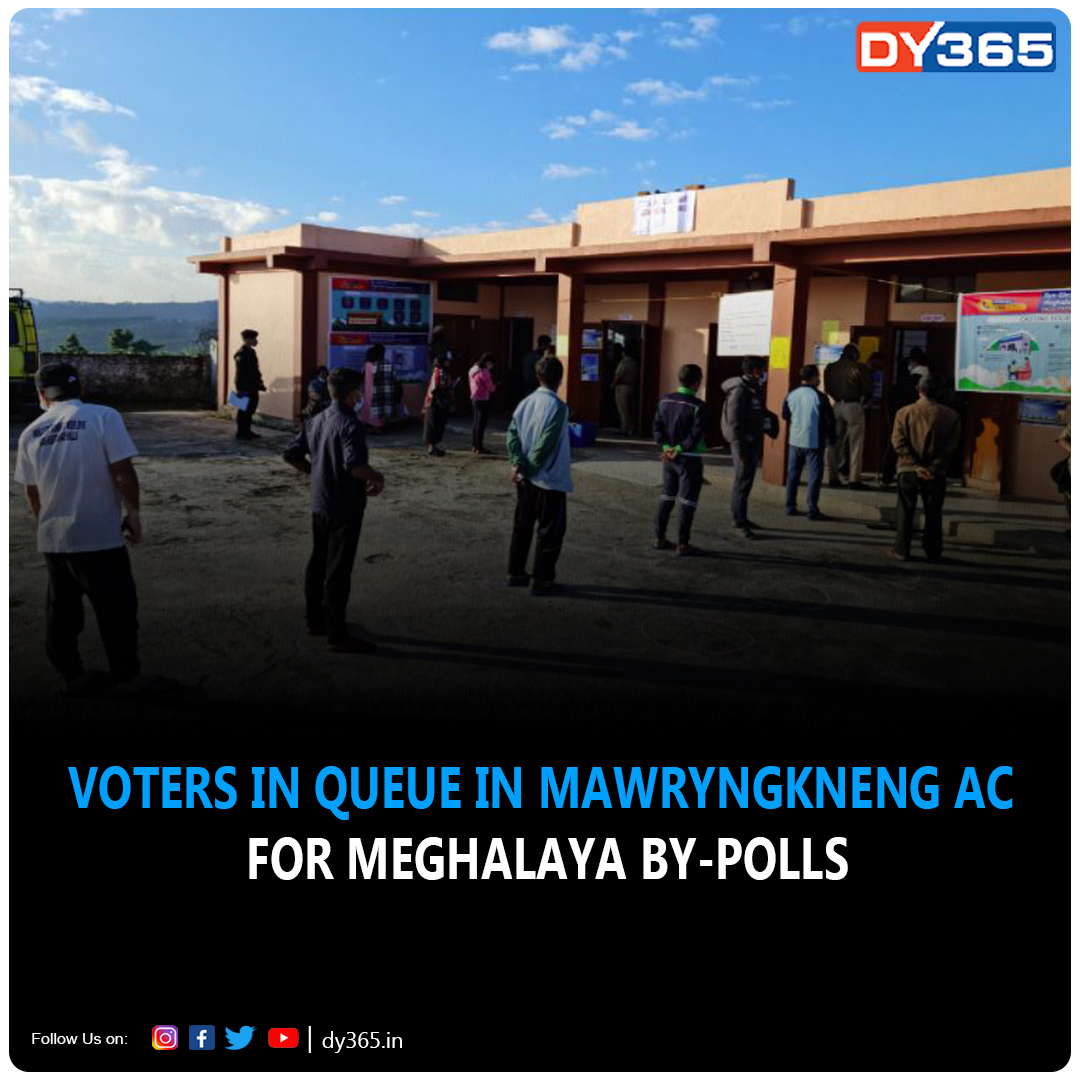 Voters queue at polling station in Mawryngkneng Assembly constituency for Meghalaya bypolls

Assembly by-elections for three constituencies in Meghalaya are going underway today .

#VotingBegins #ByPolls #Meghalaya #India #DY365