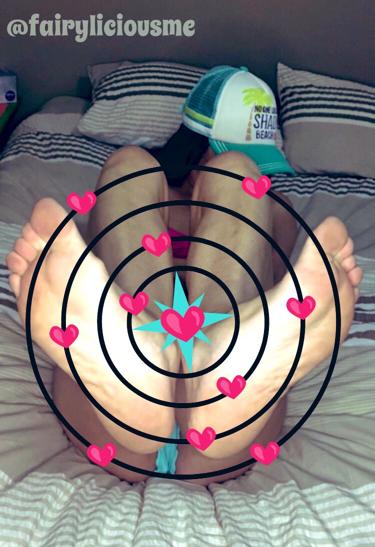 fairyliciousme's tweet photo. Souls of an angel😌🙏🏼🦶🏼💕✨

It’s been a while, hasn’t it🙃✌🏼
I’ve been fairly busy on my other platform lately😉

If you haven’t already, you may wanna go check it out💖

https://t.co/HfbtGugOX2 💋

#solesupclose #soles #footfetish #feet #footworship #foot https://t.co/2jGP5LMB4t