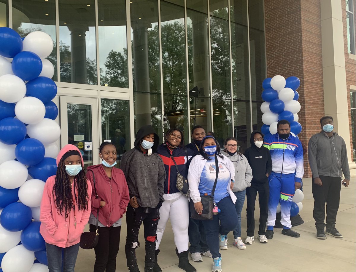 CCTP_UM's tweet photo. CCTP interns were proud to witness a historical moment on the UofM campus. The dedication and unveiling of the Larry Finch Plaza. #ThePlayerTheCoachTheLeader #CampusLIFE @SCSK12Unified https://t.co/dWoEj0W4UP