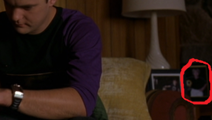 bestofjjackson's tweet photo. I'm doing my second round of screencaps for "The Safety Of Objects" and I noticed that, that young picture of Josh that makes an appearance in Fringe is also in this movie! 😃
#thesafetyofobjects #joshuajackson #joshjackson https://t.co/71aOUVzt9V