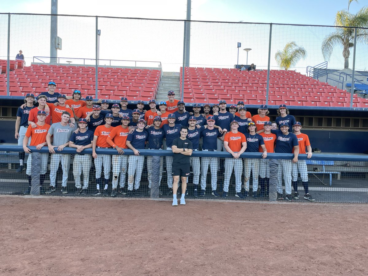 Isaac Salazar tweet media