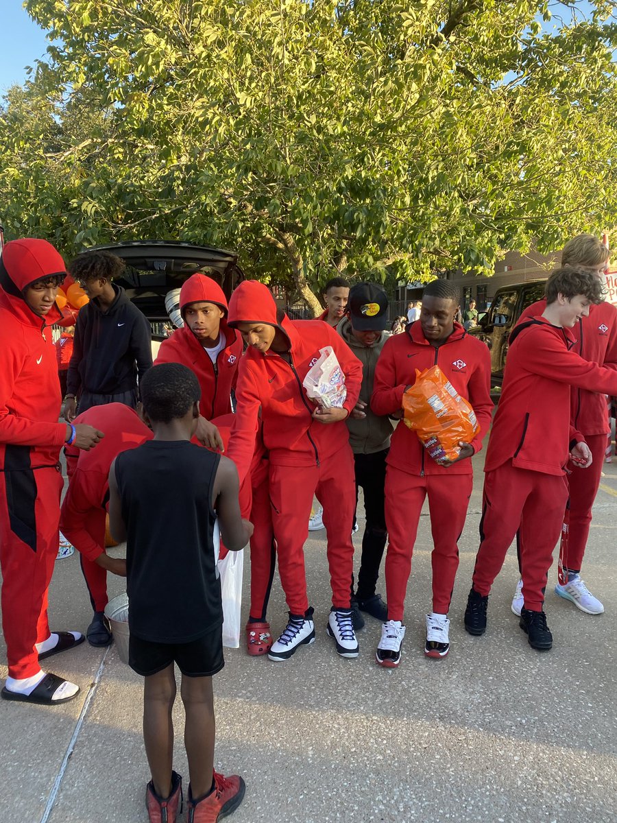 Clear Brook Hoops tweet media