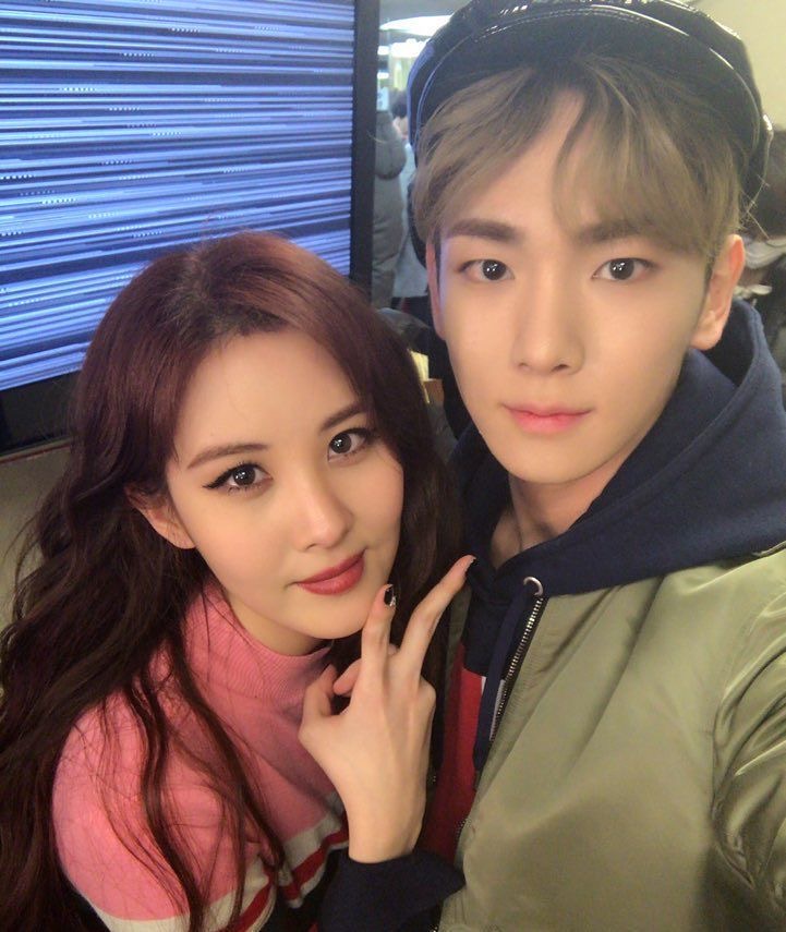 hourlykibum's tweet image. #SHINee #키 #KEY @SHINee