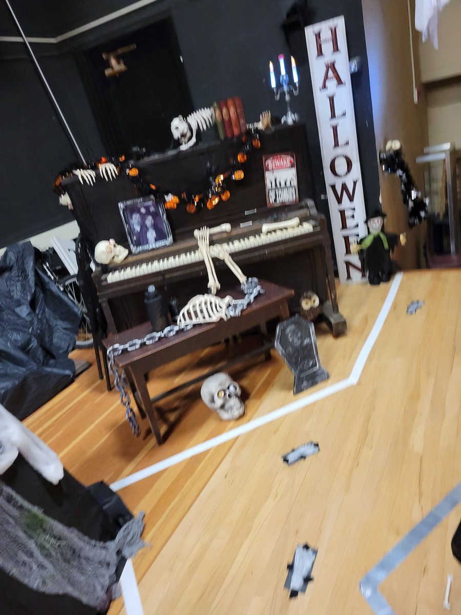 CambridgeASP's tweet image. We promise it's not as spooky with the lights on 😅👀 The tradition continues! Haunted House 2021 is a wrap! The kids really enjoyed it! #GotScared #HauntedHouseElementaryEdition