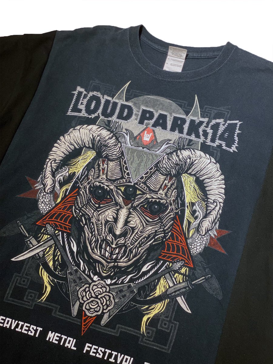 Frigg_Re's tweet photo. 遅くなりましたが今月もfest docking t-shirts 販売してます。
僕がこのfestシリーズを作り続ける意図としては、このコロナ禍でライブに行けない中。自分が聞いたことない、または昔聞いてたアーティストの予習と復習の時間なのかなと考えております。 #friggre #fest #リメイク #サステナブル https://t.co/b0SZetDrAV