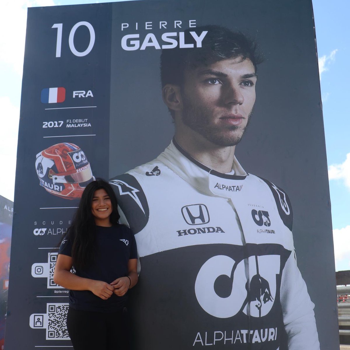 aydan_erkin's tweet photo. choosing to believe that @PierreGASLY turned around and waved at me after screaming his name #futurewdc #usgp 
(also just look at this pic i took of the car yall i’m obsessed) https://t.co/rAaj8IXwni