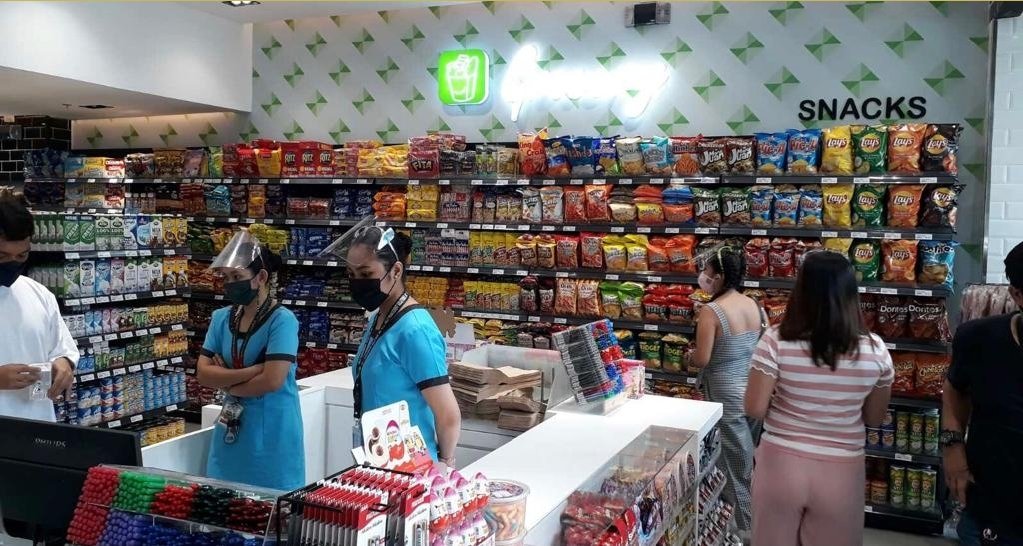 merrymart_ph's tweet photo. 👋MERRYMART Bonifacio High Street Central in BGC Fort is NOW OPEN ! 

💊MEDICINES 
🛒GROCERIES 
💄PERSONAL CARE

⏰Daily store hours 9am to 9pm https://t.co/yTaqRBc3dk