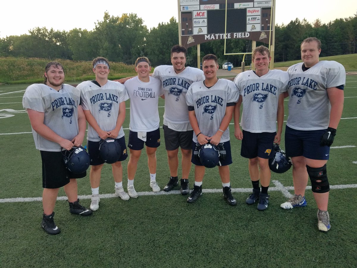 mrwabbe's tweet photo. Thank you Seniors for an incredible year. Worst part of losing is missing you. Honored to coach you and would give anything for just 1 more practice. @plhsfootball #PL4L https://t.co/BDnugQTIn4