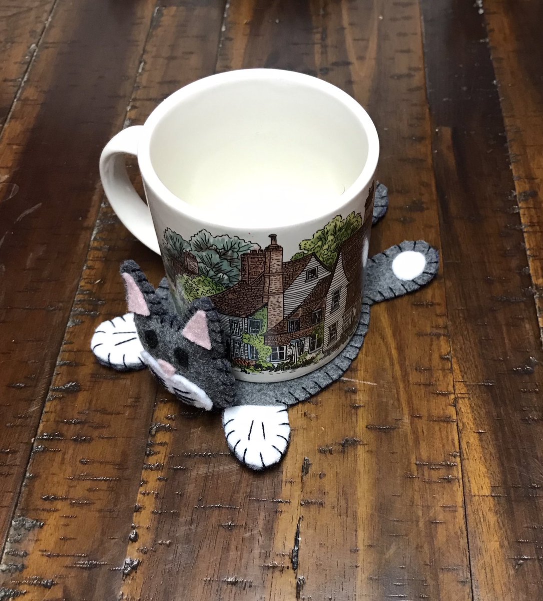 Shopping for gifts? Check out these cat coasters! etsy.me/37V7zS9