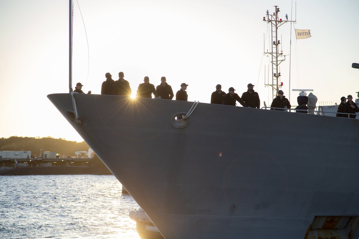 #HMASBallarat has returned to Fleet Base West following its second successful Regional Presence Deployment for 2021. The crew has worked tirelessly in the pursuit of an open, inclusive and resilient Indo-Pacific.

📸: CPOIS Damian Pawlenko #AusNavy #YourADF @Australian_Navy