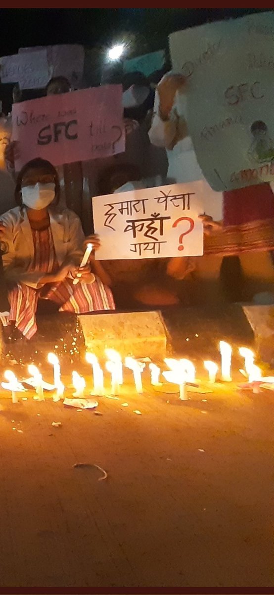 official_aimsa's tweet photo. @official_aimsa stand in solidarity with the Interns of AIIMS, Bhopal for their genuine demands.
@internsaiimsbpl @AIIMSBhopal @MoHFW_INDIA @mansukhmandviya @PMOIndia @narendramodi @VishvasSarang @OfficeofSSC @NMC_IND @ndtv @ABPNews @aajtak https://t.co/sSXOHT3RoQ