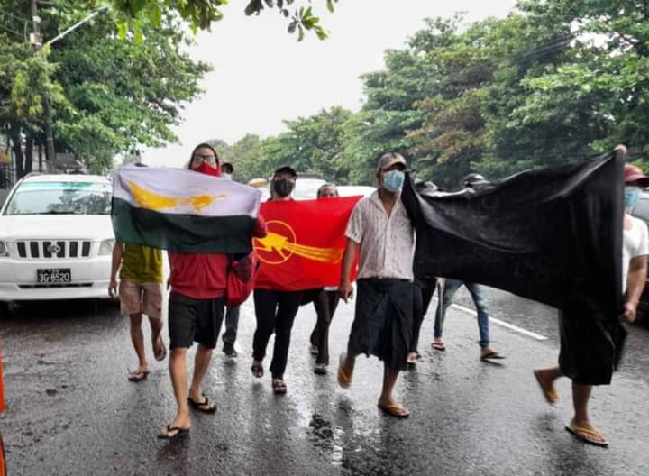 wah_yuzana's tweet photo. Mayangon Tsp Collective Strike marched on the streets of Yangon and protested against the genocidal dictatorship. 

#WarCrimesOfJunta
#Oct30Coup  
#WhatsHappeningInMyanmar https://t.co/xgLUACfqdZ