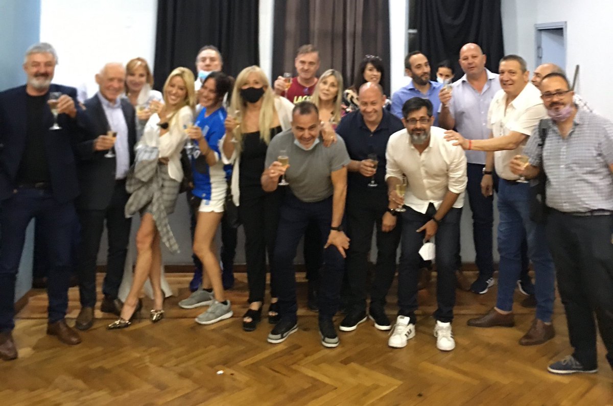 El Pte de <a href="/RacingClub/">Racing Club</a> Victor Blanco dijo que sabe cómo dar vuelta la situación del club.