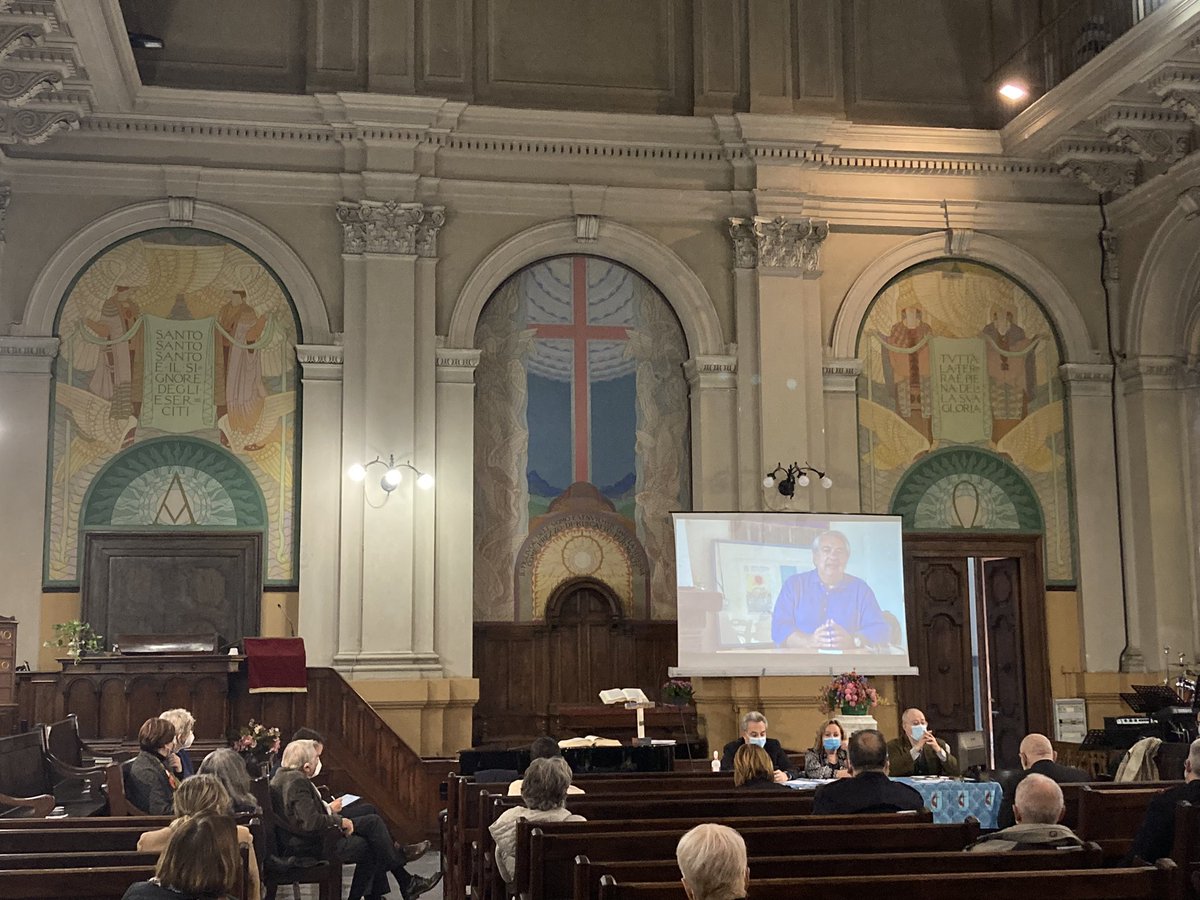 Medhope_FCEI's tweet photo. Paolo Naso e la nostra coordinatrice Marta Bernardini raccontano ora l’esperienza di #MediterraneanHope #accoglienza #diritti #corridoiumanitari #safepassages [la diretta su fb @nev_it e @Confronti_CNT] #Lampedusa #Rosarno #Scicli #Bihac #Beirut #chiesedifrontiera https://t.co/peSBefStFd