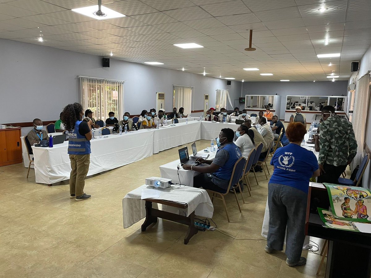 HugoReichenb's tweet photo. This week jointly with @wfp_mozambique, @ProtectionClust 🇲🇿 coordinated a training on #PrioritizingProtection, #ProtectionMainstreaming, accessibility, #GBV and #ChildProtection in food assistance thanks 🙏 to @savechildrenMoz @FondazioneAVSI @UNHCRMozambique and @HI_Advocacy https://t.co/DW4V2dOx50