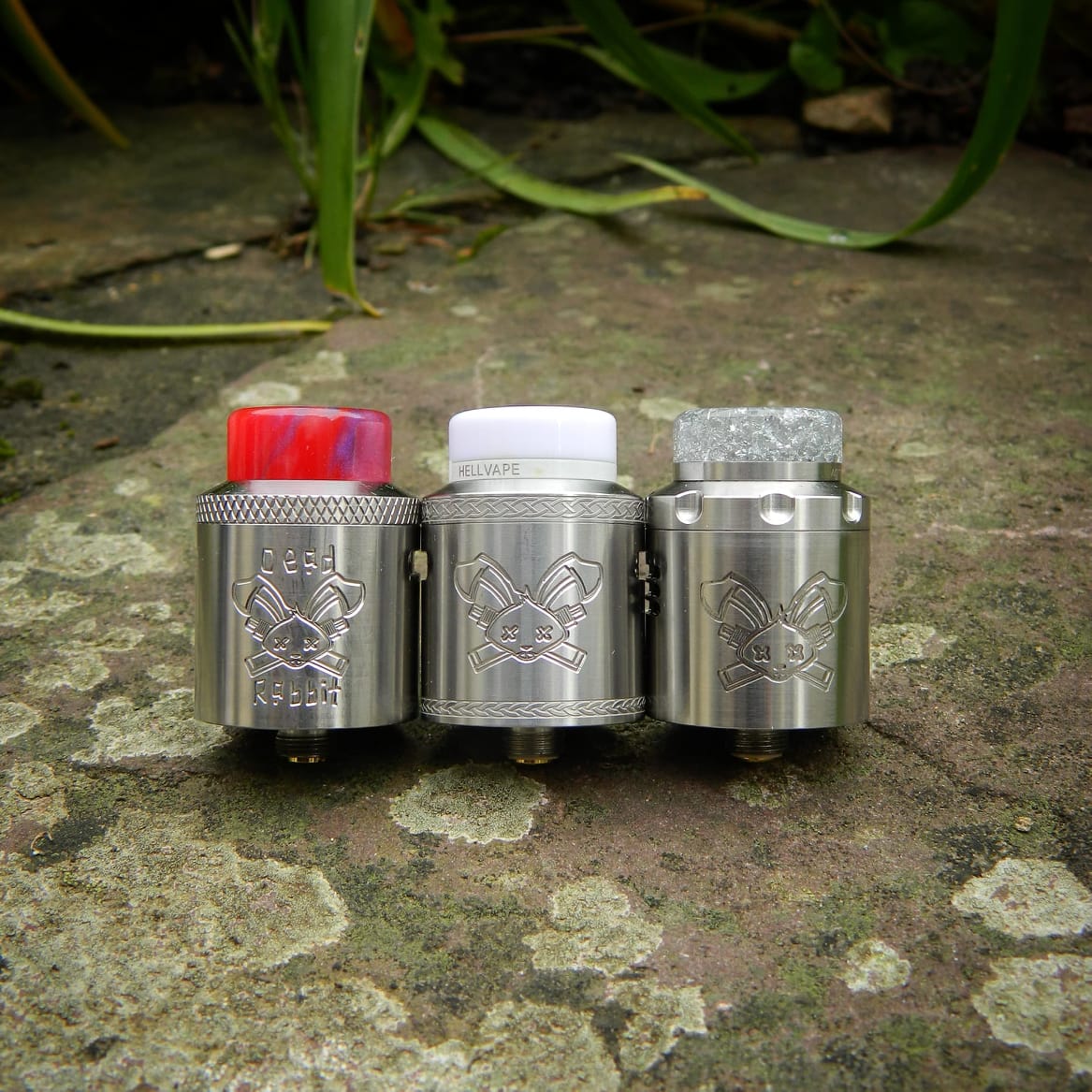 needles_x's tweet image. Bonjour Vapers 🔥 C'est les 3 versions du Dead Rabbit RDA, V1, V2 &amp;amp; 3 de chez @hellvapesales  🔥
.
#hellvapefrance #hellvapers #hellvape #officialhellvape #deadrabbit #deadrabbitrda #deadrabbitv2rda #deadrabbit3rda #instantvape #vapers #vape #vaping #vapephotography #manixbcg