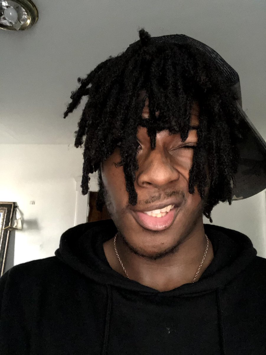 I’m a party girl 👯‍♂️