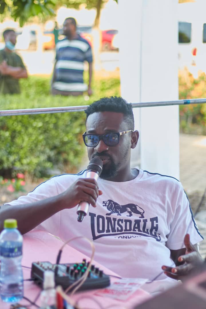 KobbyKyei_'s tweet photo. Free Breast Cancer Screening At the West Hills Mall Yesterday.

  Kobby Kyei News Partnered with @sonotechgh &amp; @pluzz899fm &amp; @westhillsmallgh 

#Blogger 
#breastcancerawarenessmonth https://t.co/IDpiOxr9SF